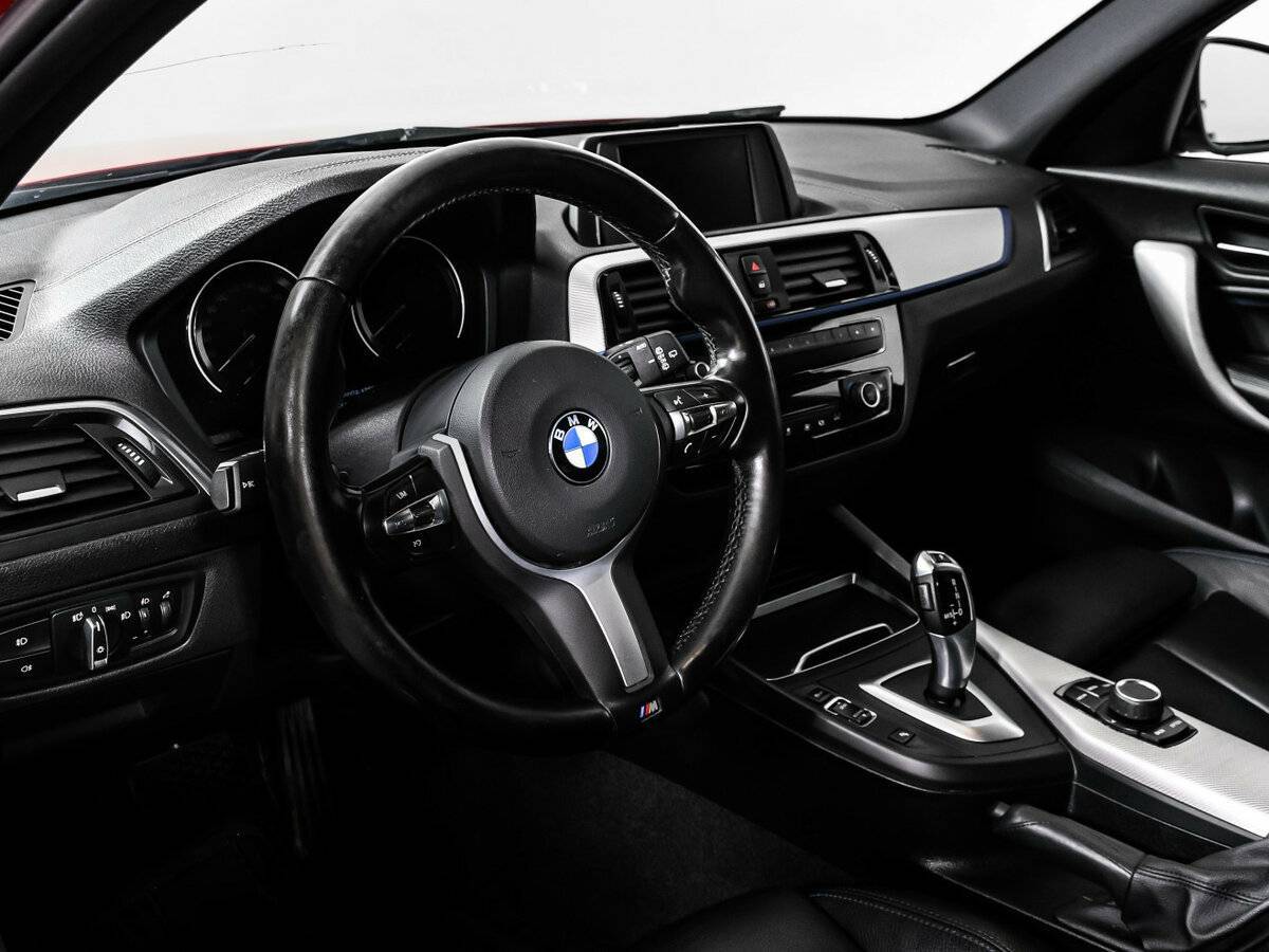 BMW 1 серии с пробегом — 2018 год. Фото: #11
