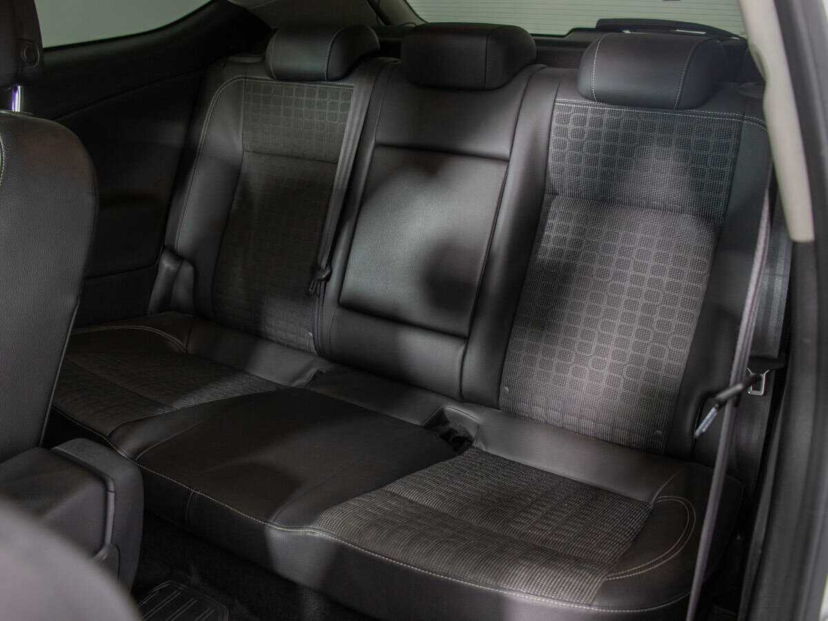 Opel Astra с пробегом — 2014 год. Фото: #10