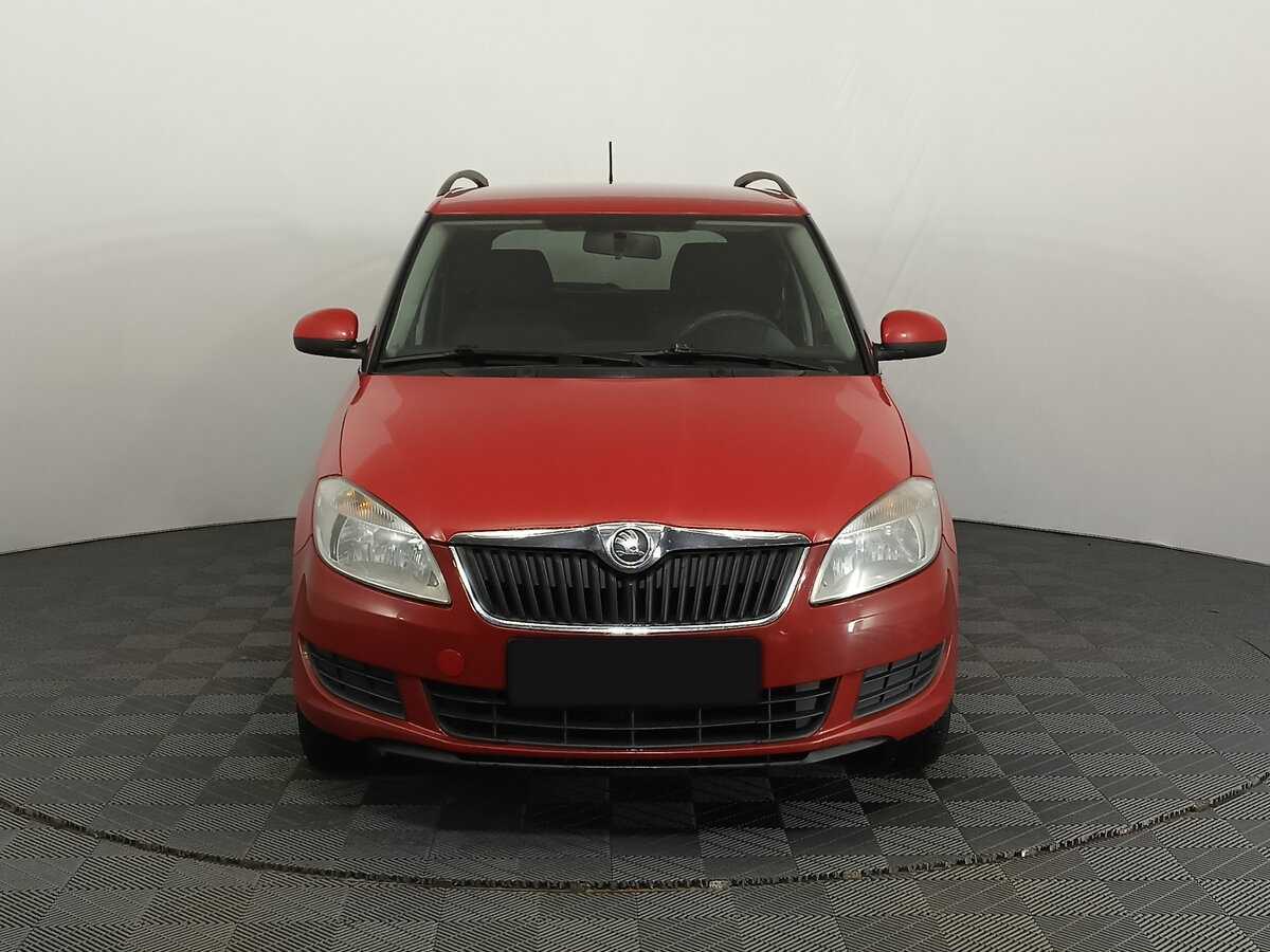 Skoda Fabia с пробегом — 2014 год. Фото: #1