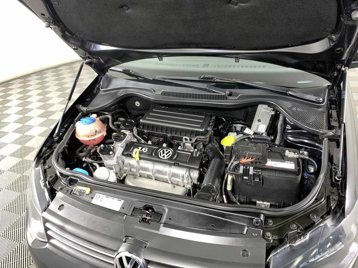 Volkswagen Polo с пробегом — 2013 год. Фото: #9