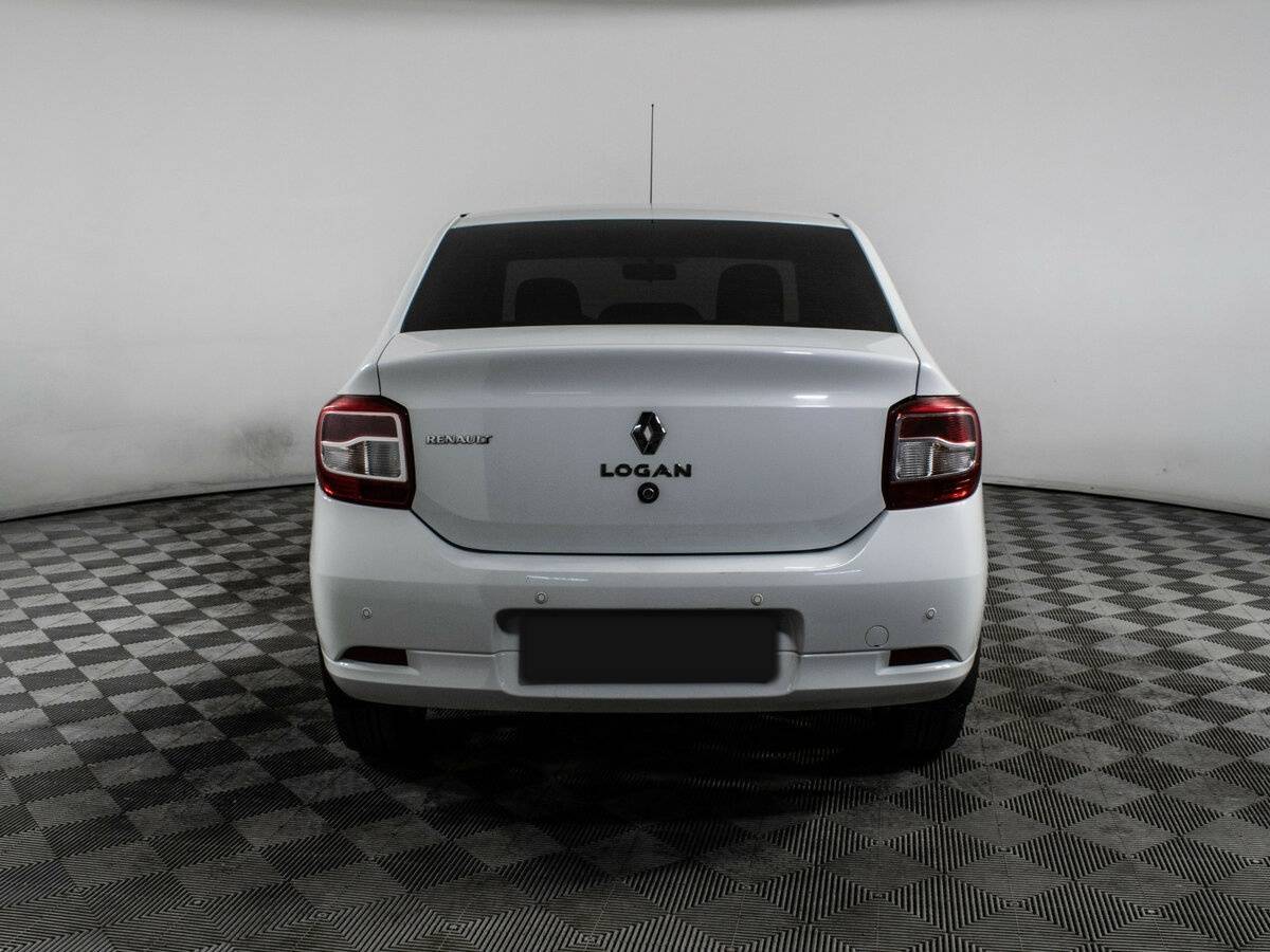 Renault Logan с пробегом — 2017 год. Фото: #5
