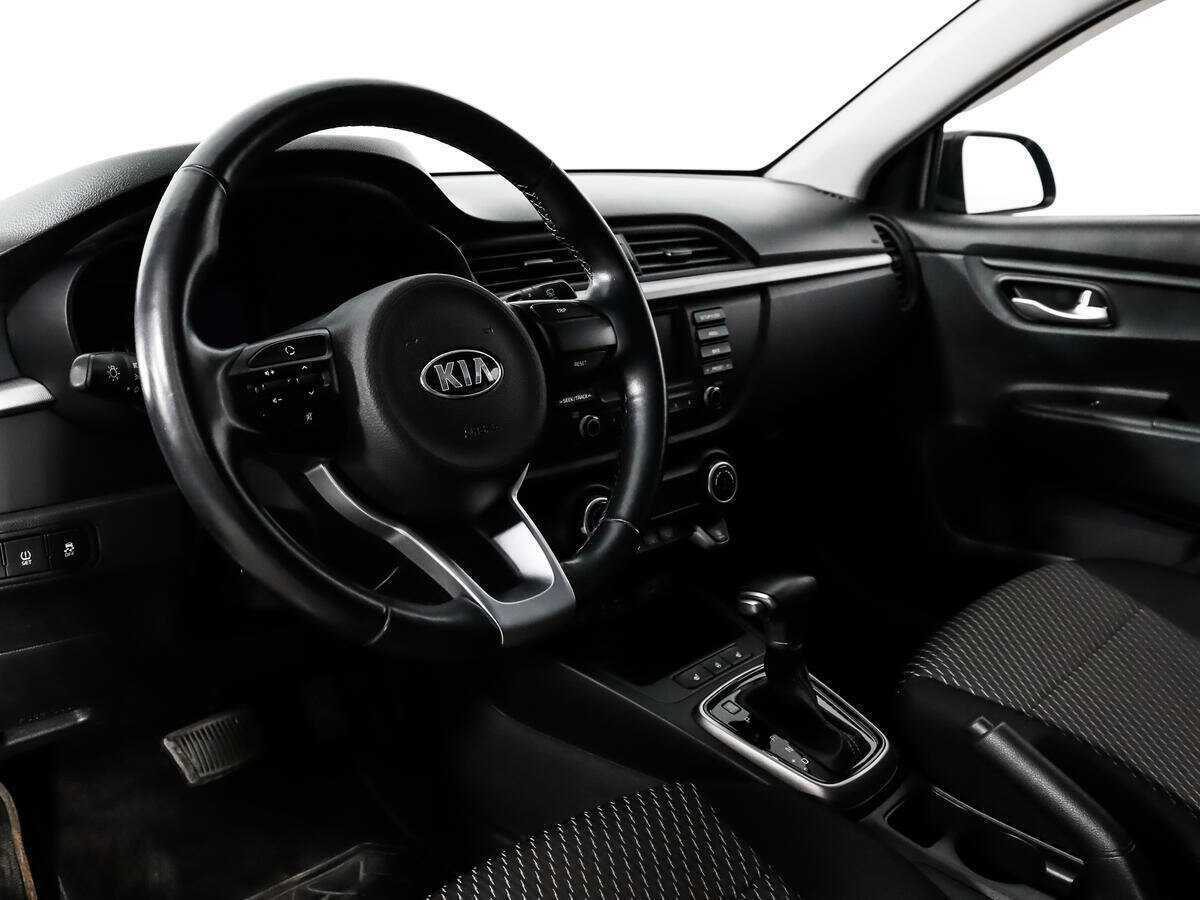 Kia Rio с пробегом — 2018 год. Фото: #8