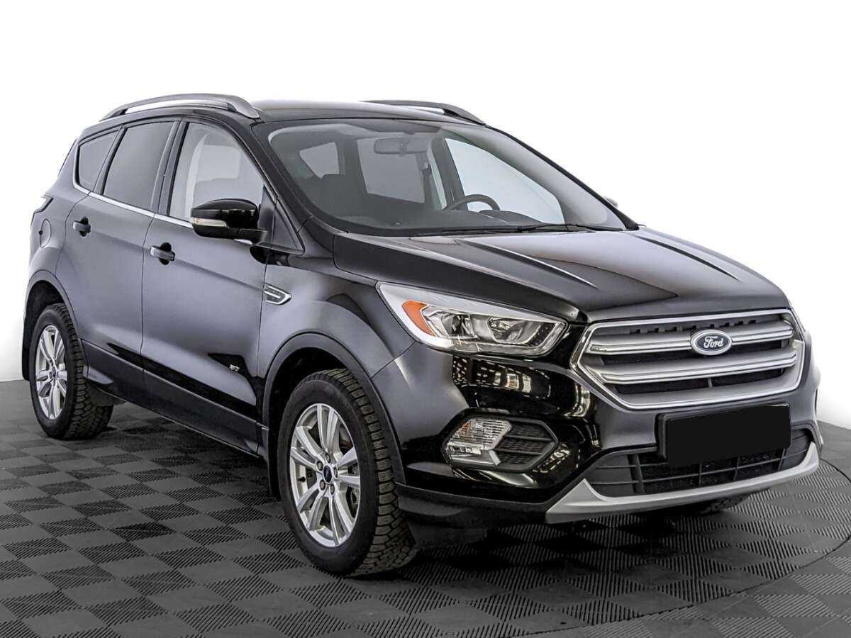 Ford Kuga с пробегом — 2016 год. Фото: #2