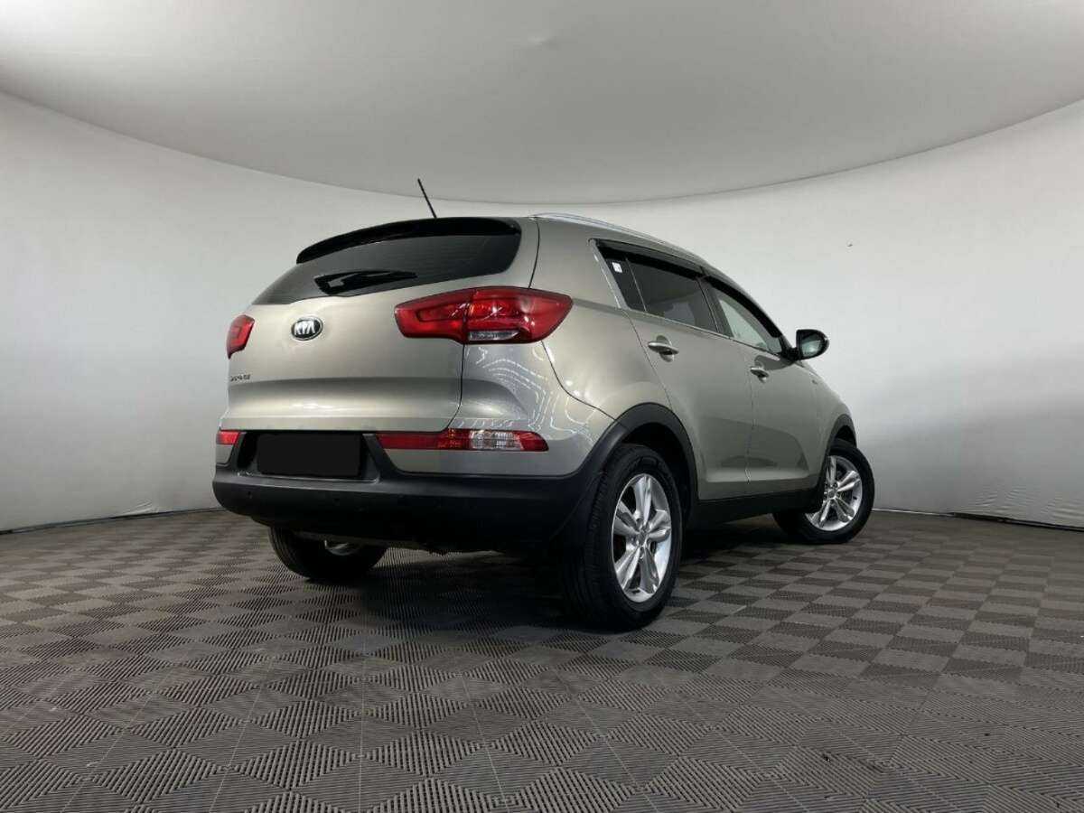 Kia Sportage с пробегом — 2015 год. Фото: #5