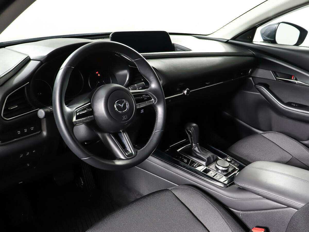 Mazda CX-30 с пробегом — 2021 год. Фото: #13