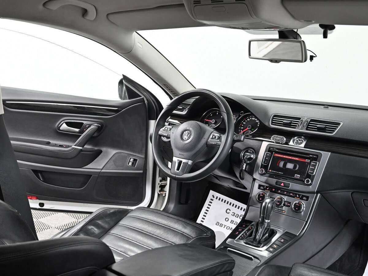 Volkswagen Passat CC с пробегом — 2012 год. Фото: #8