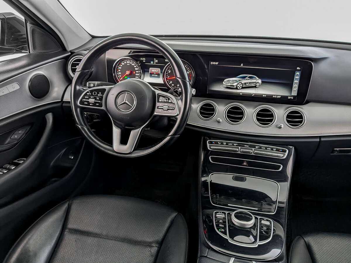 Mercedes-Benz E-Класс с пробегом — 2018 год. Фото: #17