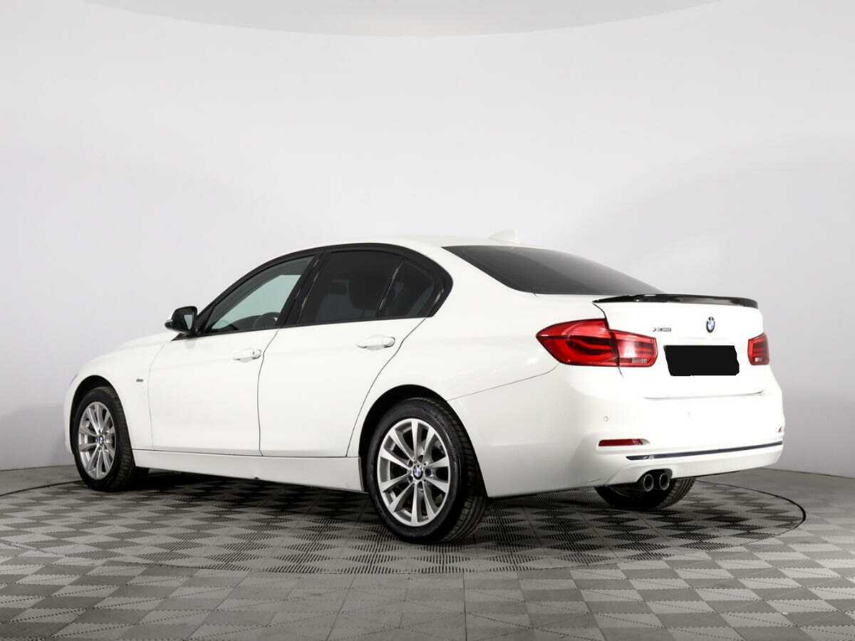 BMW 3 серии с пробегом — 2016 год. Фото: #6