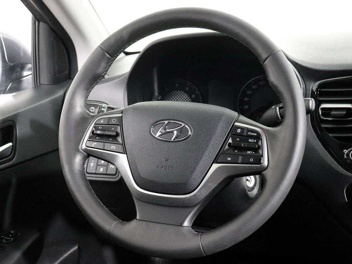 Hyundai Solaris с пробегом — 2021 год. Фото: #12