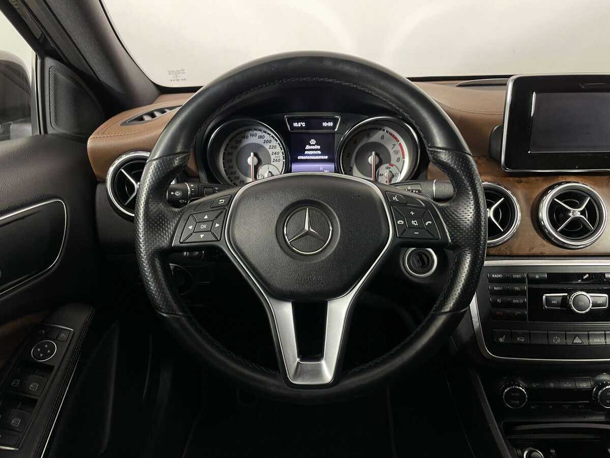 Mercedes-Benz GLA с пробегом — 2014 год. Фото: #11