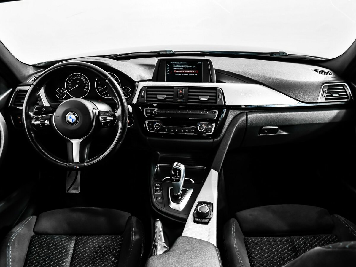 BMW 3 серии с пробегом — 2017 год. Фото: #13