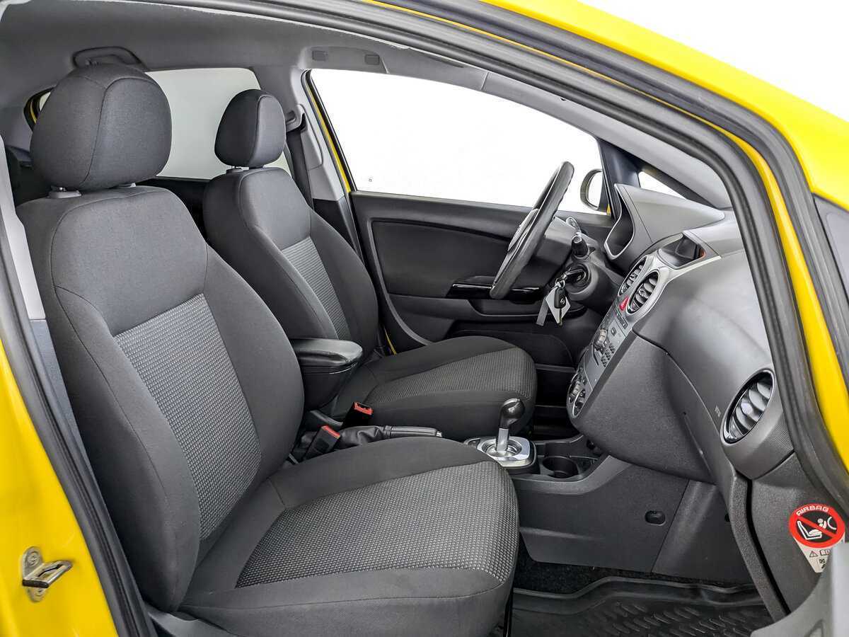 Opel Corsa с пробегом — 2013 год. Фото: #22