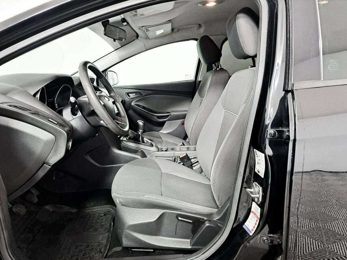 Ford Focus с пробегом — 2012 год. Фото: #11