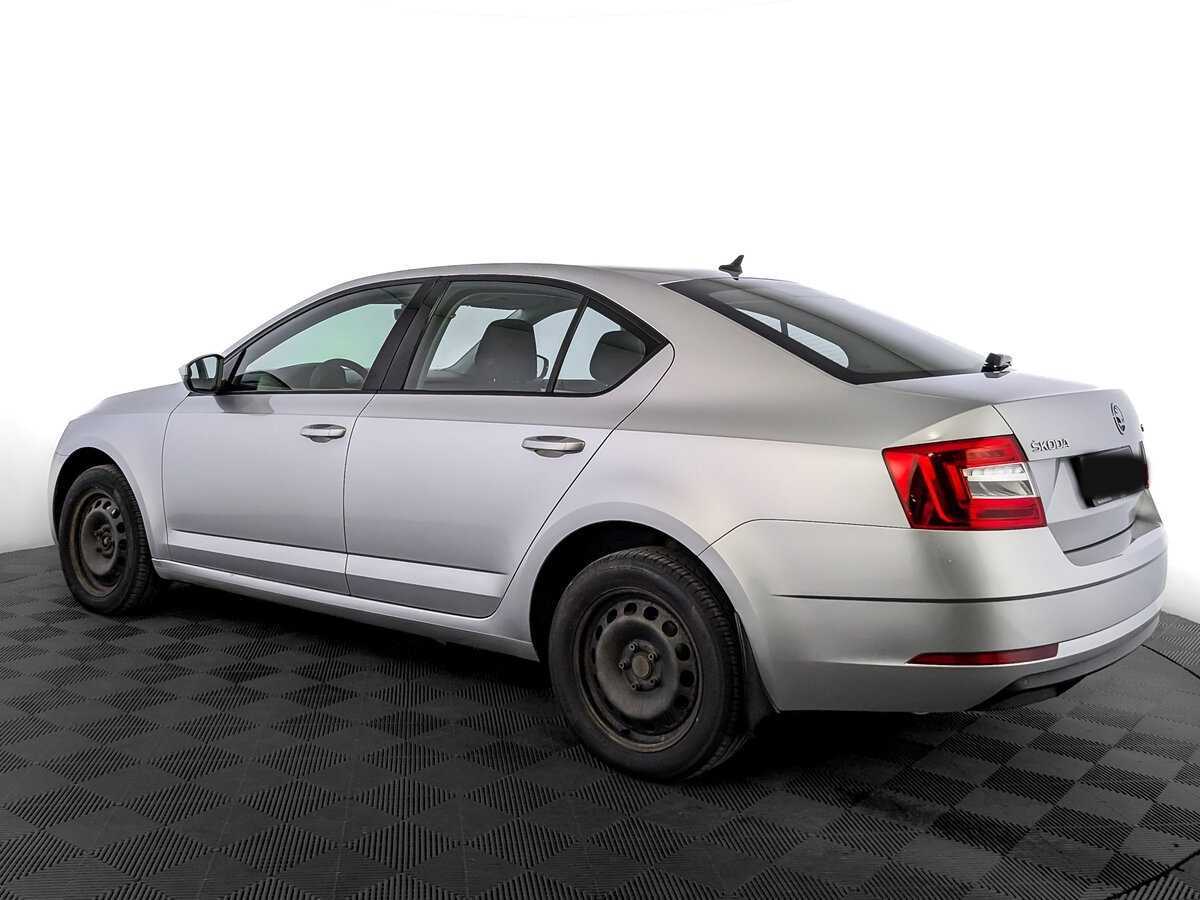 Skoda Octavia с пробегом — 2018 год. Фото: #6