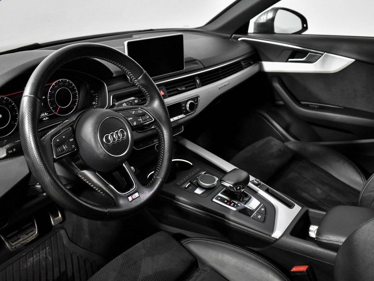 Audi A4 с пробегом — 2016 год. Фото: #6