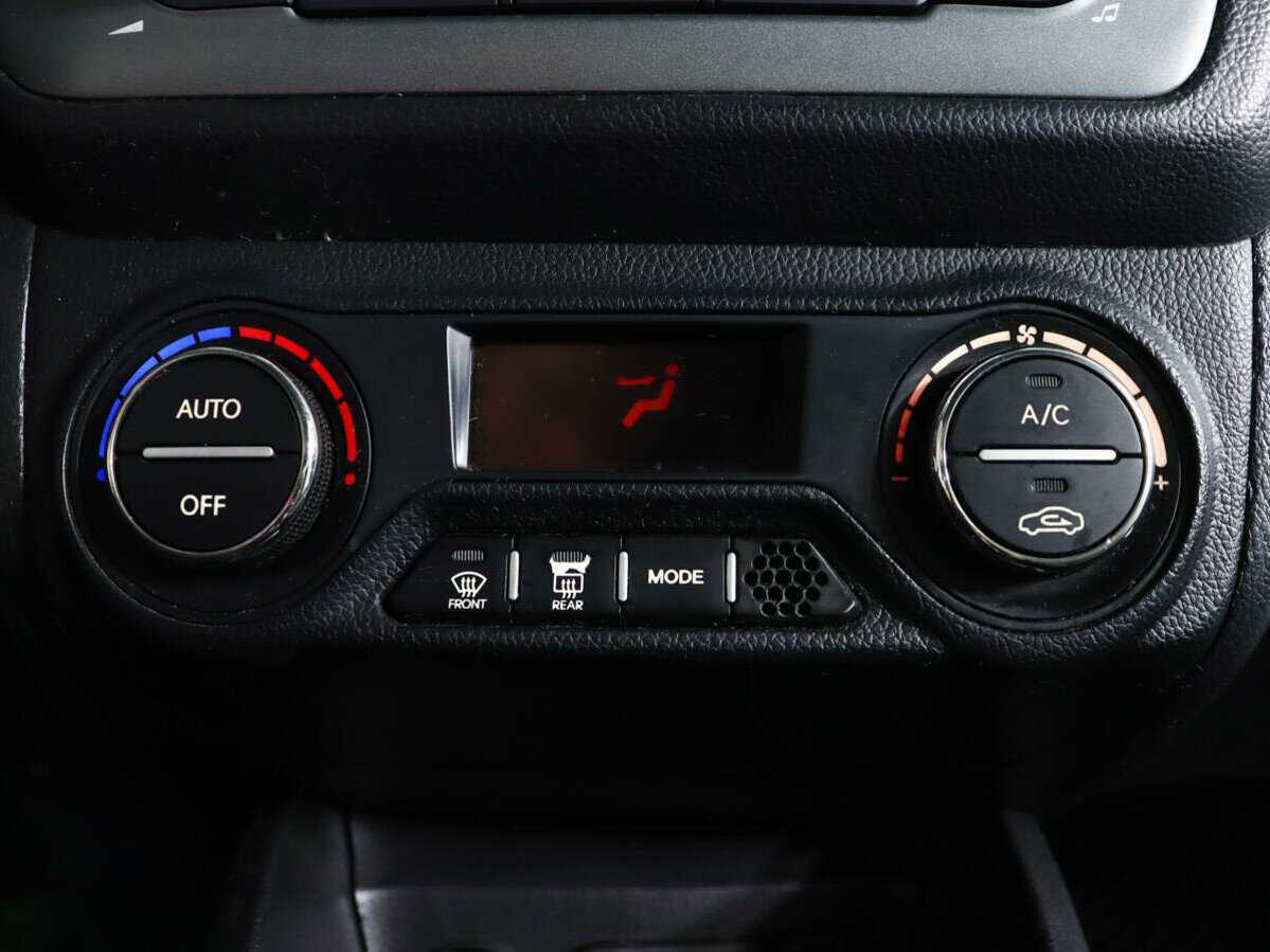 Kia Rio с пробегом — 2014 год. Фото: #14