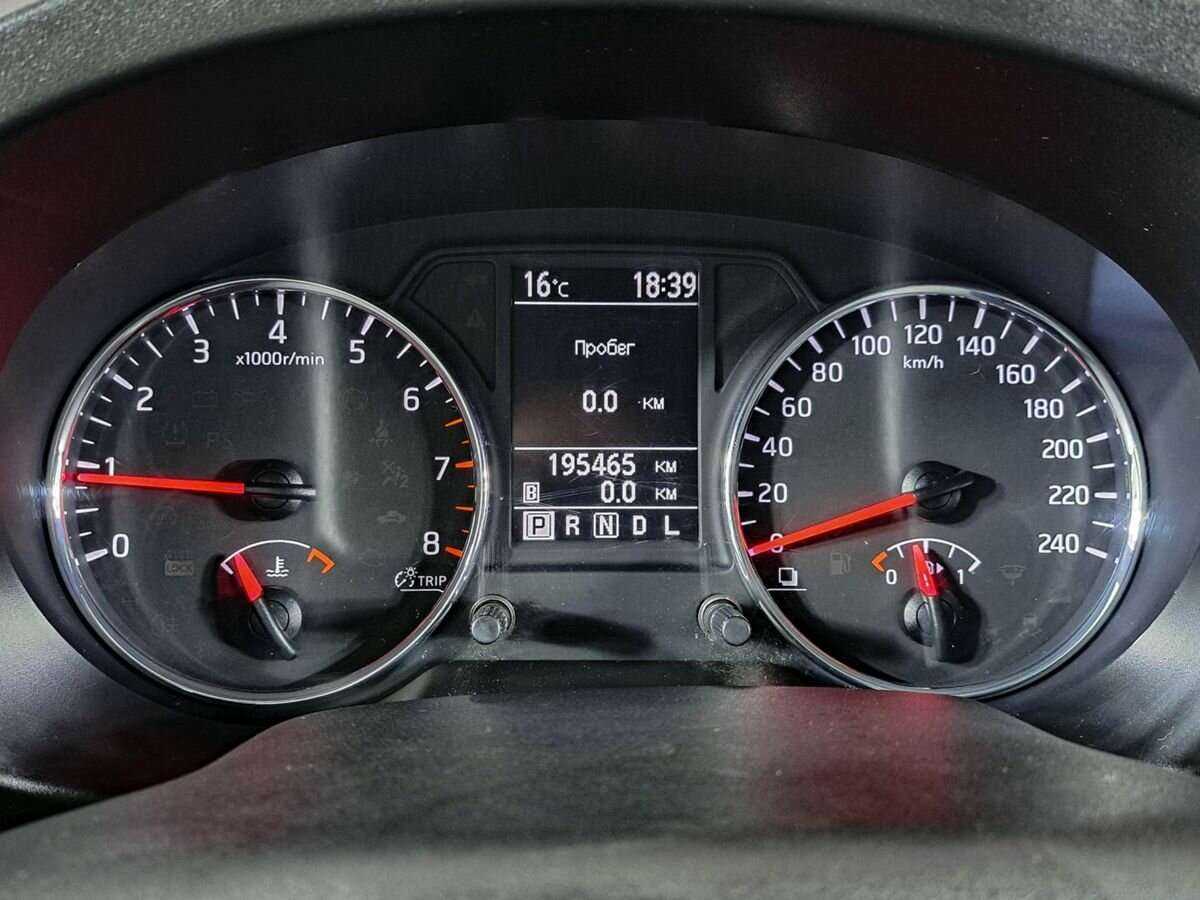 Nissan X-Trail с пробегом — 2012 год. Фото: #10