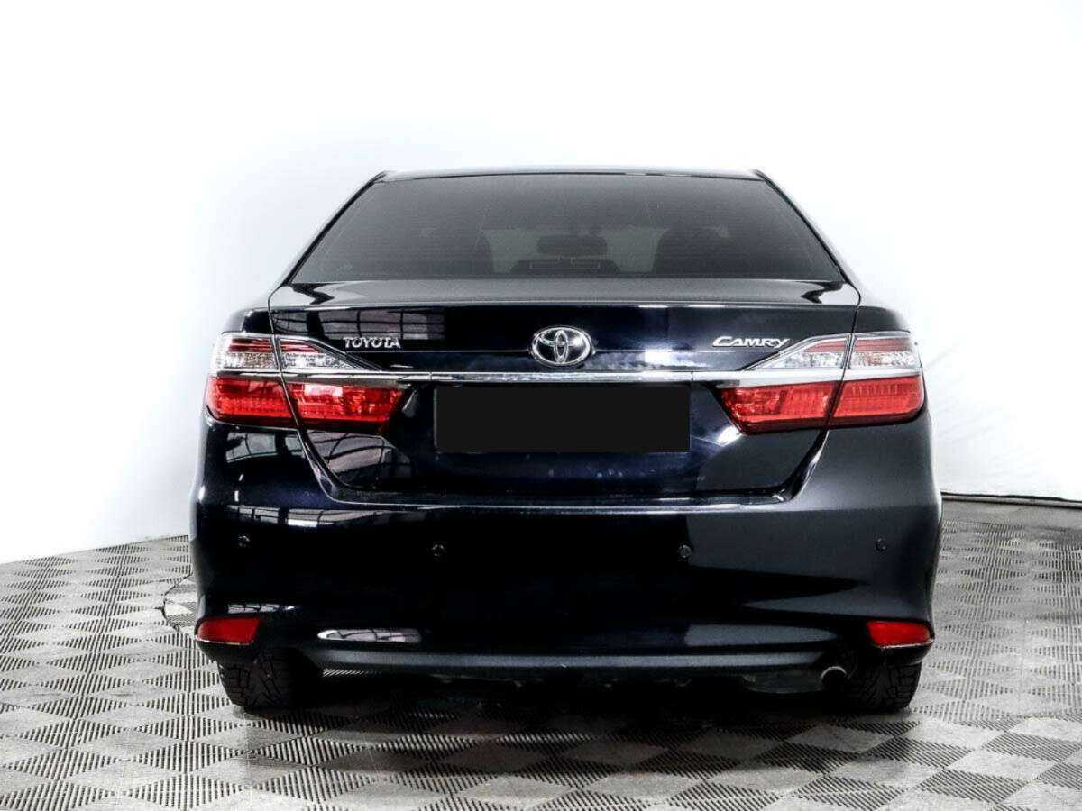 Toyota Camry с пробегом — 2015 год. Фото: #4