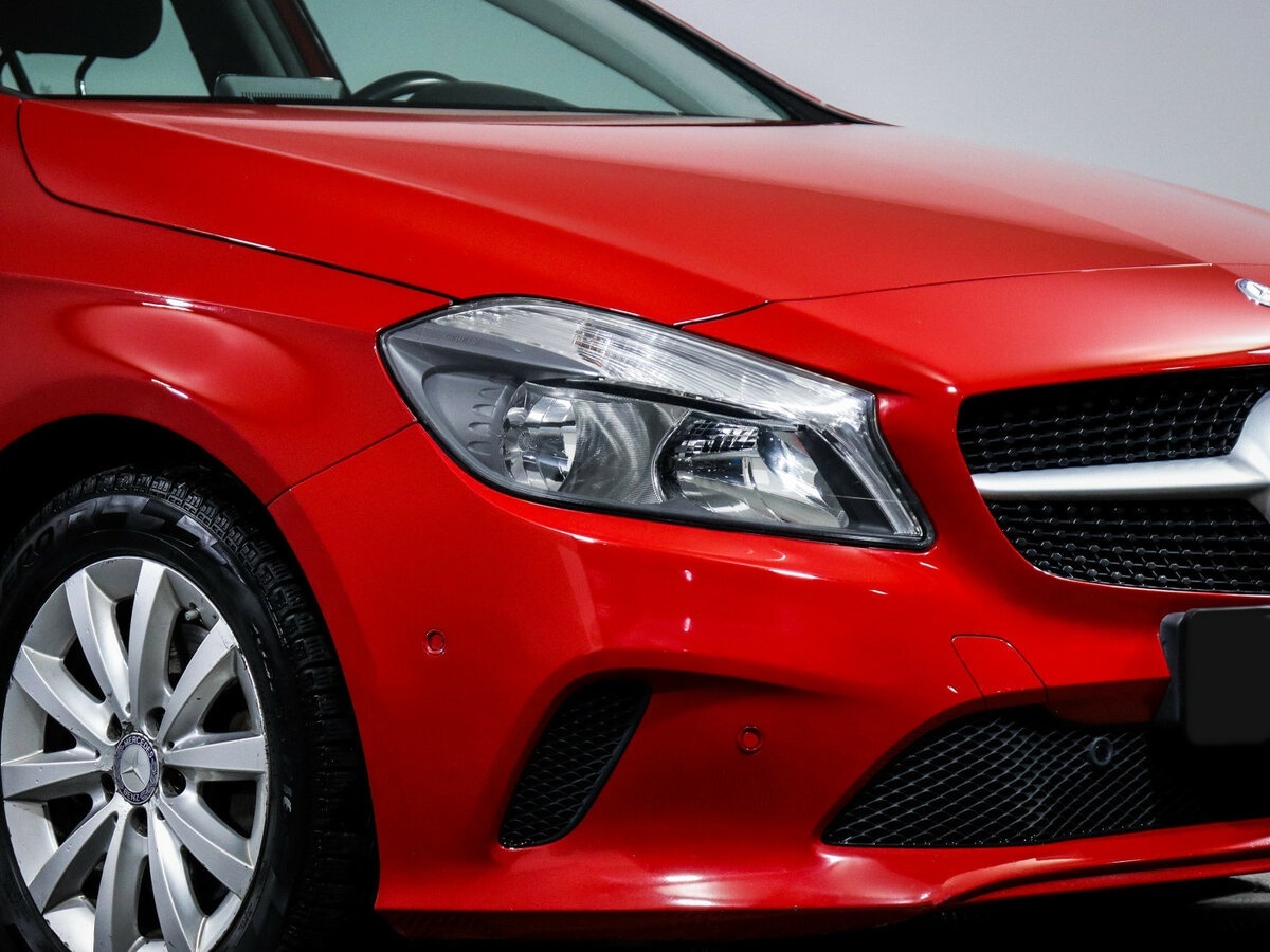 Mercedes-Benz A-Класс с пробегом — 2015 год. Фото: #13