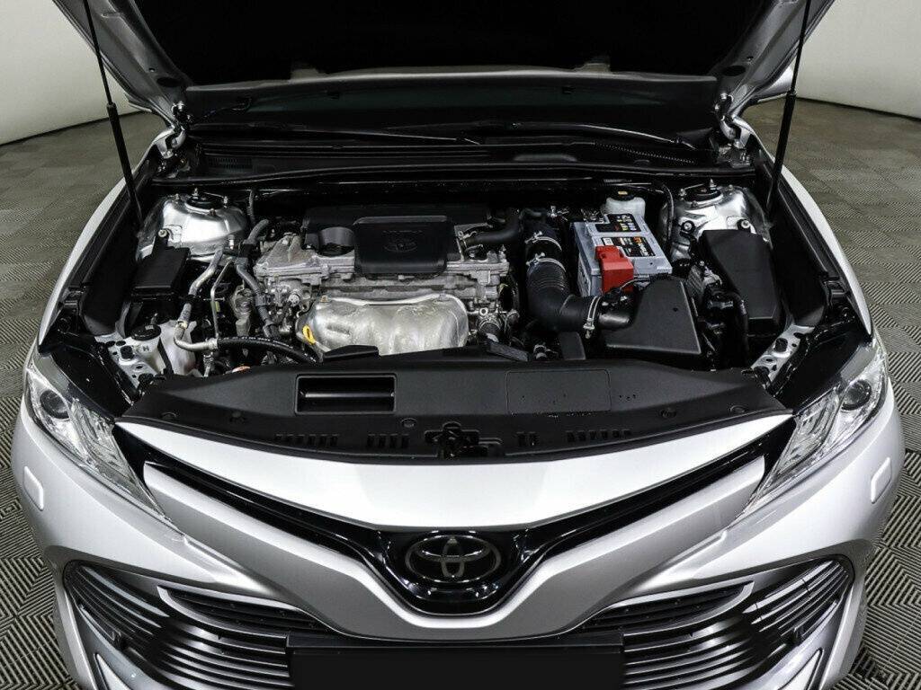 Toyota Camry с пробегом — 2018 год. Фото: #7