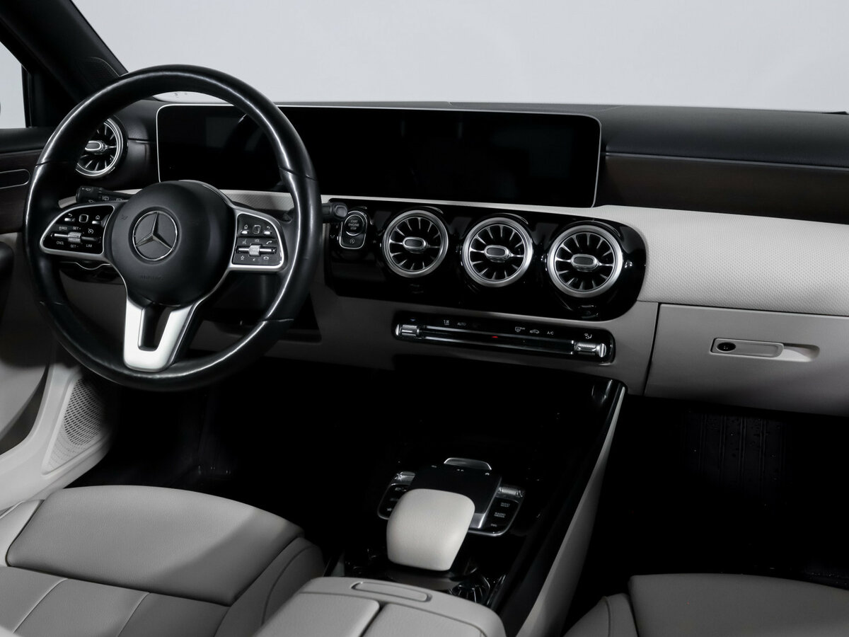 Mercedes-Benz A-Класс с пробегом — 2019 год. Фото: #9