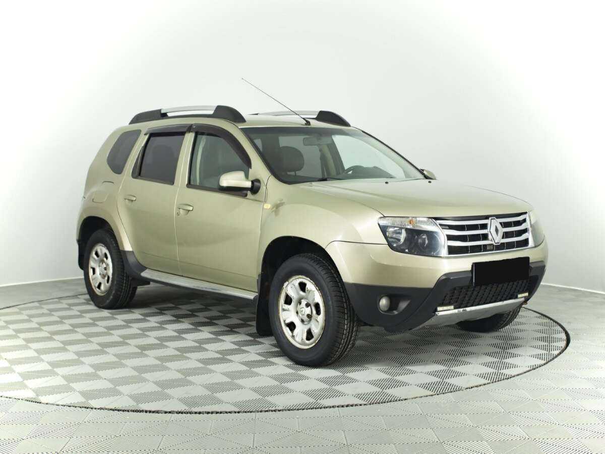 Renault Duster с пробегом — 2012 год. Фото: #2