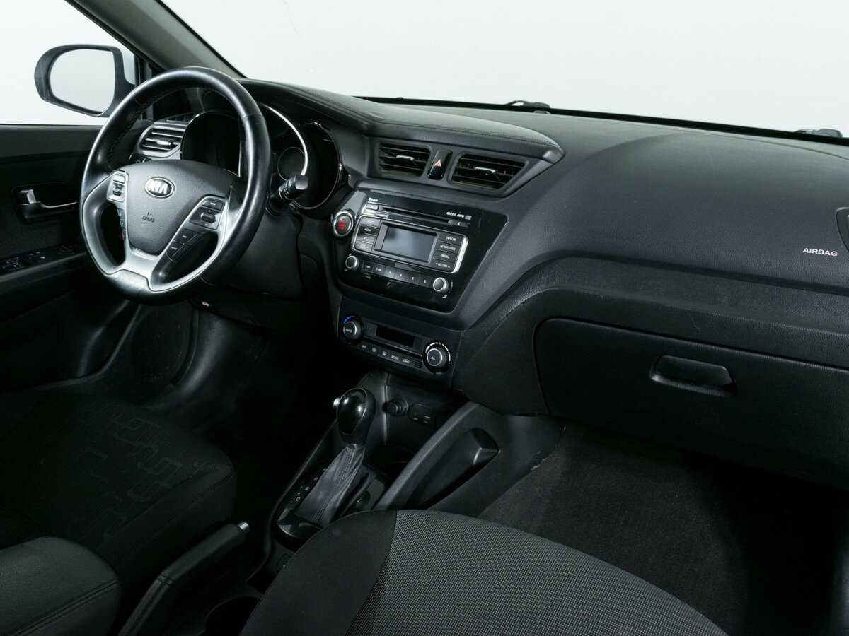 Kia Rio с пробегом — 2016 год. Фото: #7
