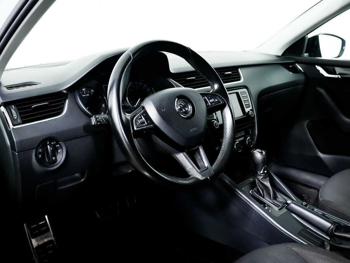 Skoda Octavia с пробегом — 2016 год. Фото: #12