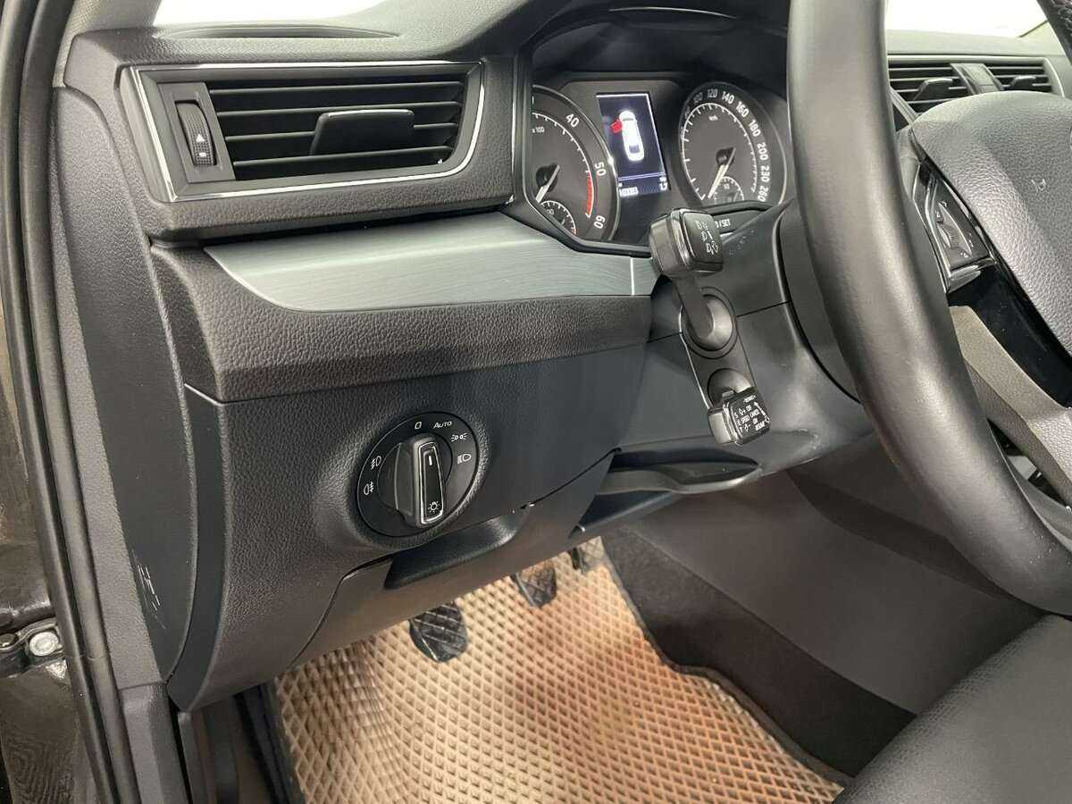 Skoda Superb с пробегом — 2016 год. Фото: #7