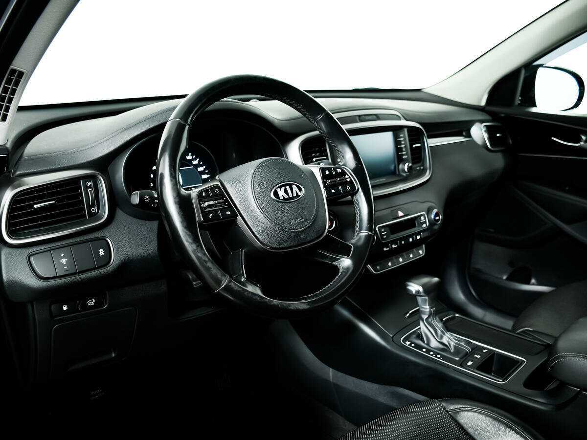 Kia Sorento с пробегом — 2018 год. Фото: #13