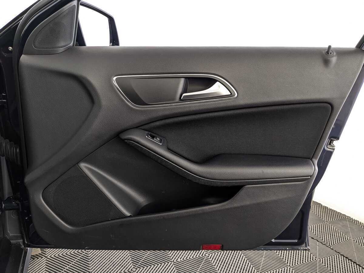 Mercedes-Benz GLA с пробегом — 2018 год. Фото: #24