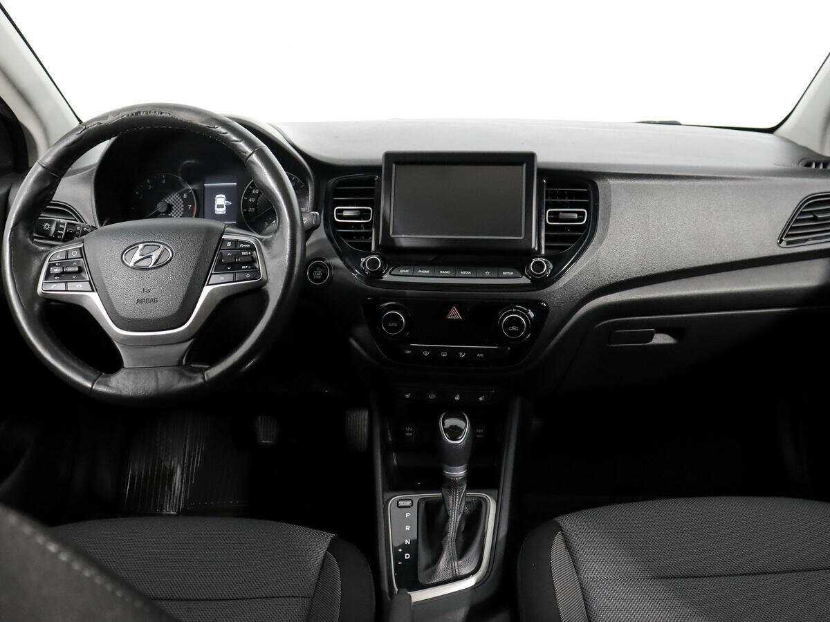 Hyundai Solaris с пробегом — 2020 год. Фото: #13