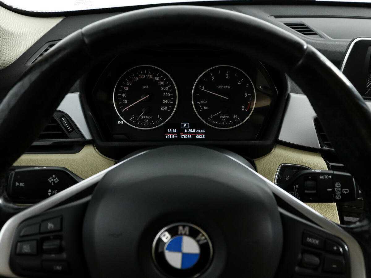 BMW X1 с пробегом — 2017 год. Фото: #18