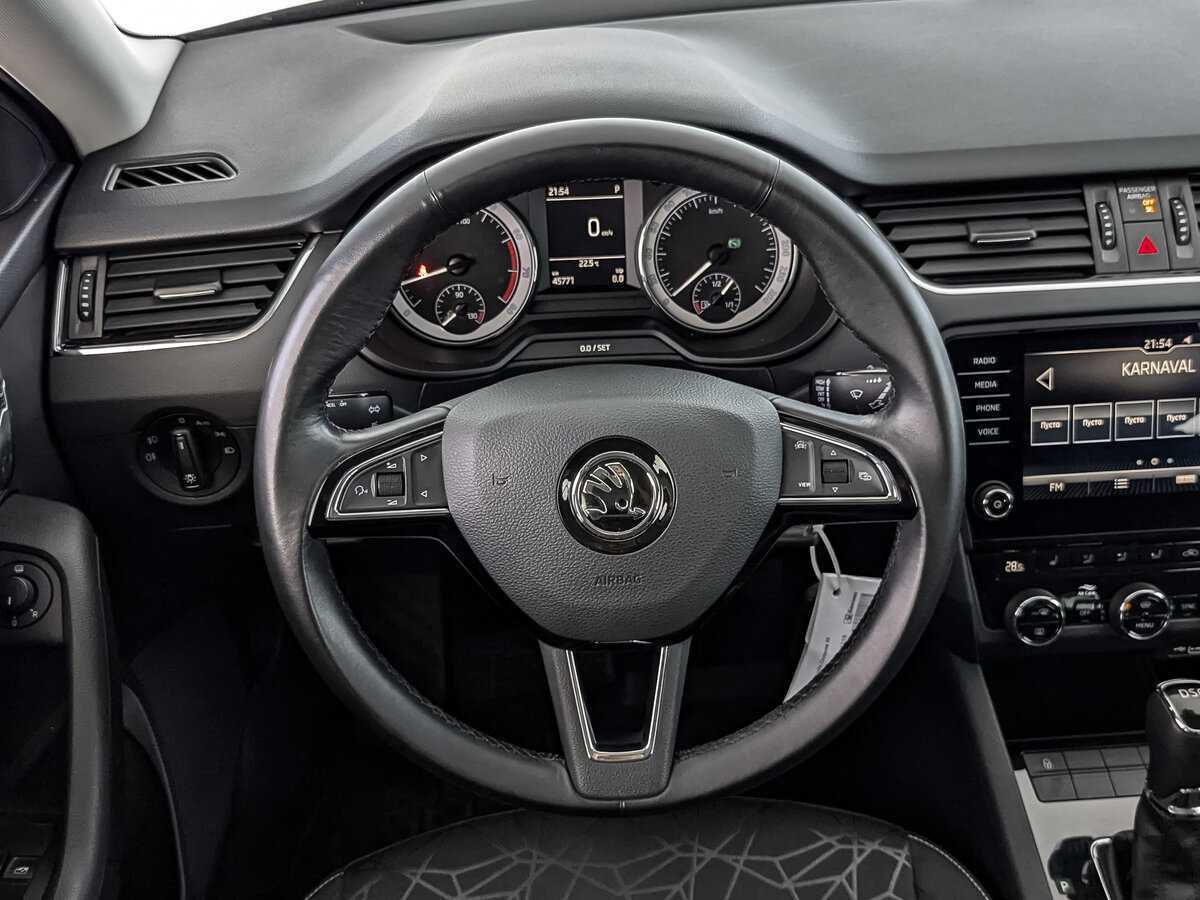 Skoda Octavia с пробегом — 2020 год. Фото: #18