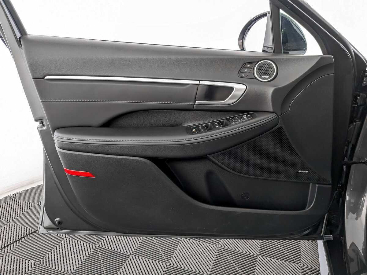 Hyundai Sonata с пробегом — 2021 год. Фото: #14