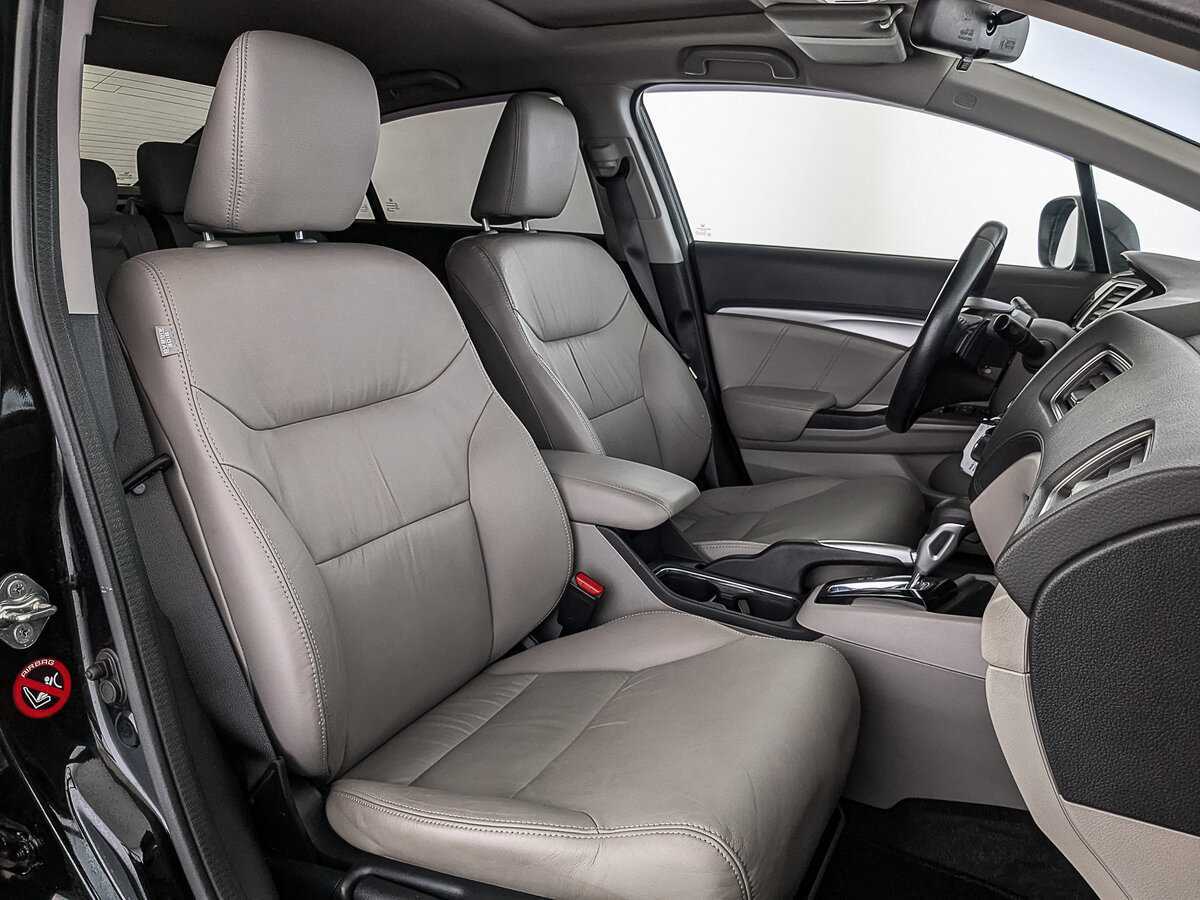 Honda Civic с пробегом — 2013 год. Фото: #22