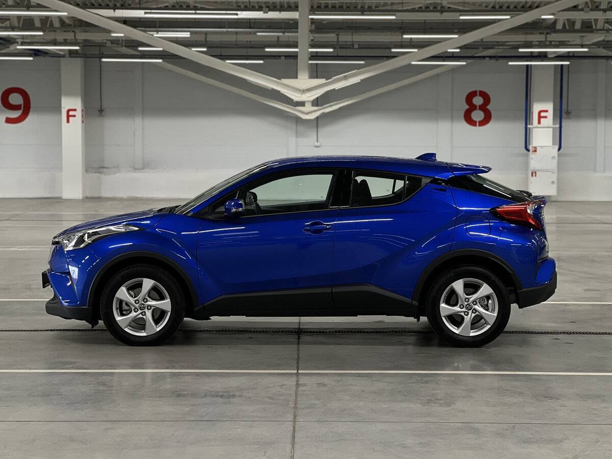 Toyota C-HR с пробегом — 2019 год. Фото: #7
