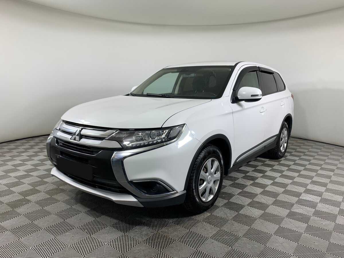 Mitsubishi Outlander с пробегом — 2017 год. Посмотреть фото