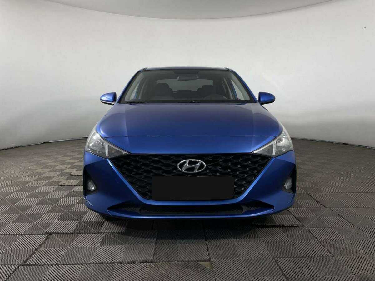 Hyundai Solaris с пробегом — 2021 год. Фото: #1