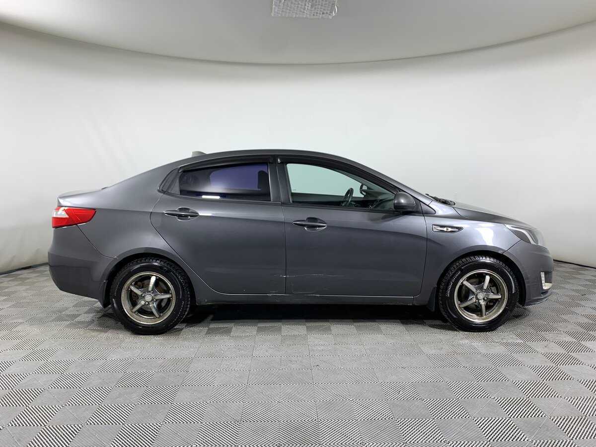 Kia Rio с пробегом — 2012 год. Фото: #3
