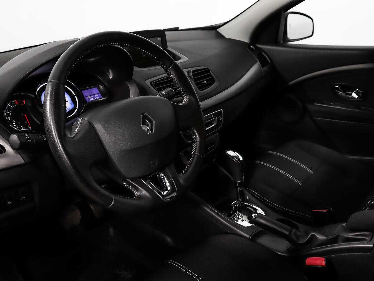 Renault Megane с пробегом — 2014 год. Фото: #8