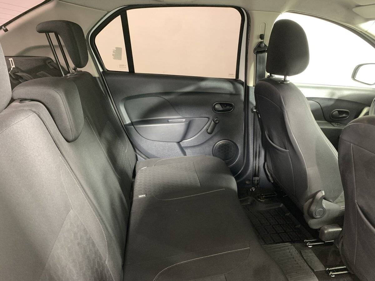 Renault Logan с пробегом — 2017 год. Фото: #16