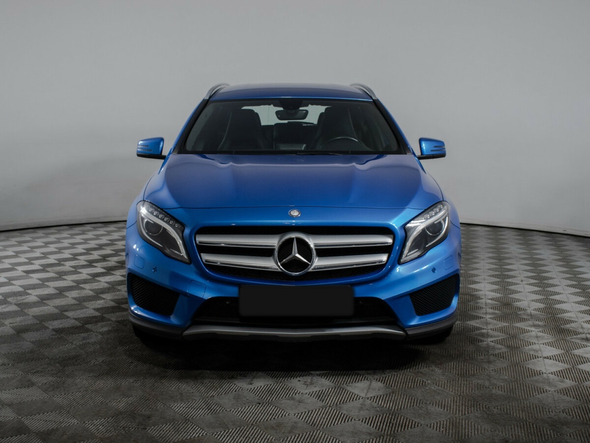 Mercedes-Benz GLA с пробегом — 2015 год. Фото: #1