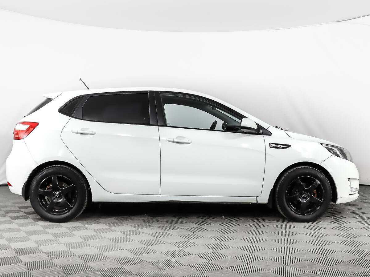 Kia Rio с пробегом — 2012 год. Фото: #3