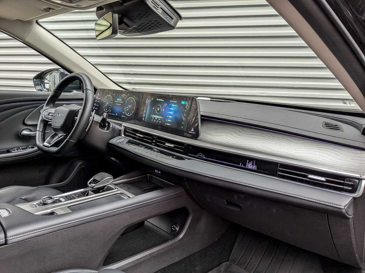 Chery Arrizo 8 с пробегом — 2023 год. Фото: #17