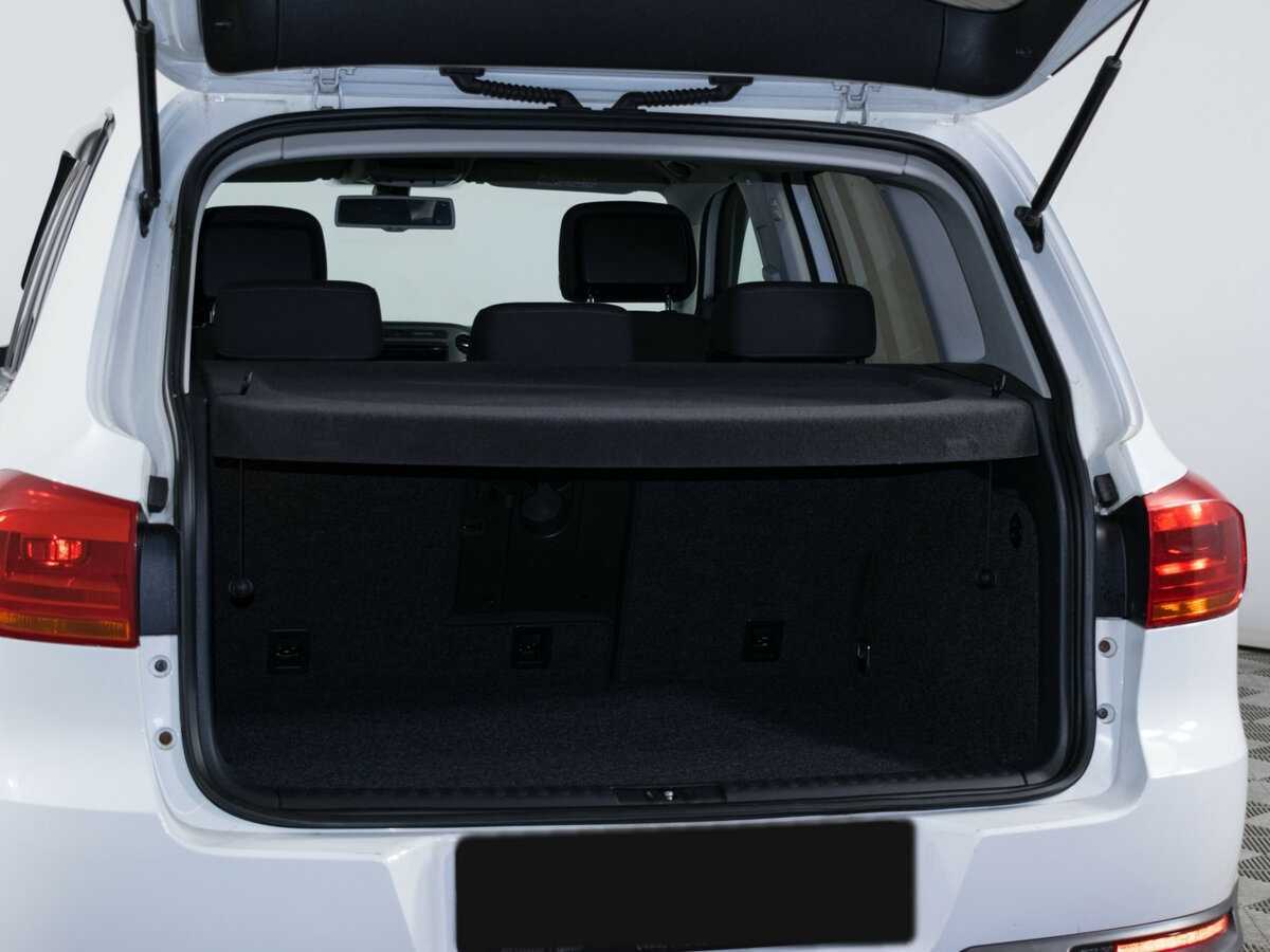 Volkswagen Tiguan с пробегом — 2015 год. Фото: #6