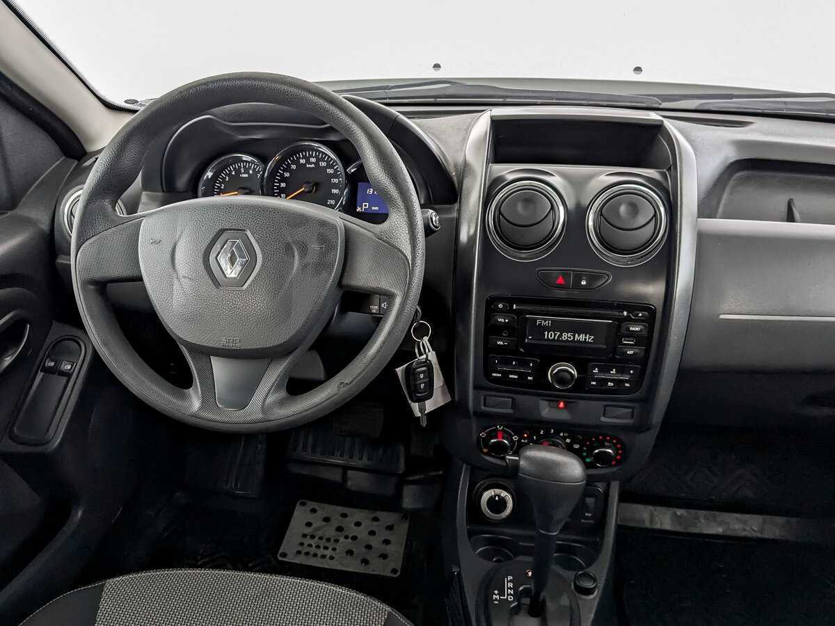 Renault Duster с пробегом — 2015 год. Фото: #25