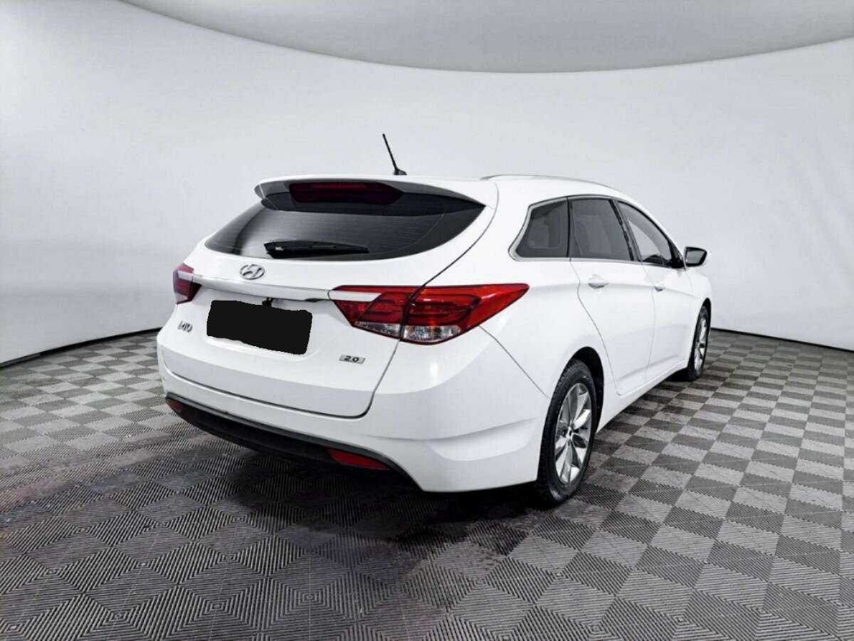 Hyundai i40 с пробегом — 2015 год. Фото: #4