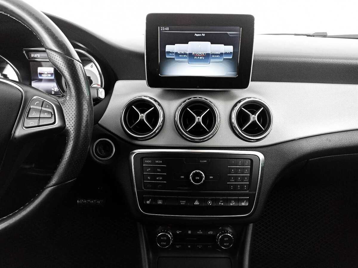 Mercedes-Benz GLA с пробегом — 2016 год. Фото: #10