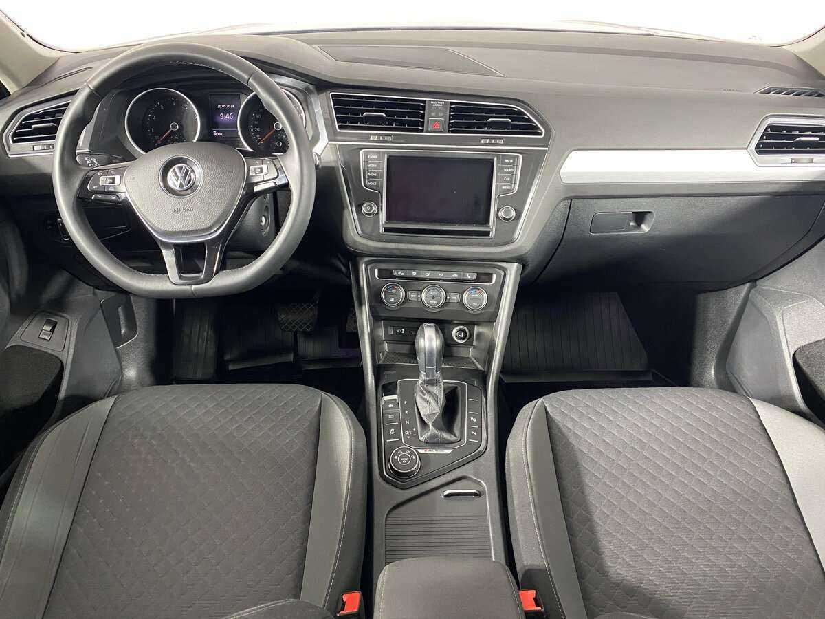 Volkswagen Tiguan с пробегом — 2017 год. Фото: #11
